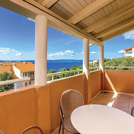 Apartment Amazing In With Outdoor Swimming Pool, Sauna And Wifi *